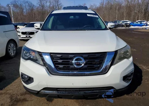 2017 Nissan Pathfinder S z USA, uszkodzony, nr VIN 5N1DR2MN1HC665231